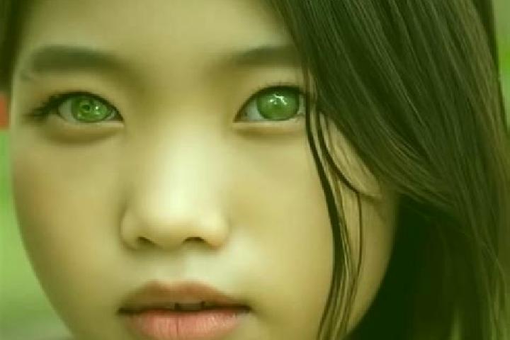 Sophia, 24, a chestnut green-eyed asian companion based in Krupoderyntsi. Offering Fetish, Domination, Couples. Available for incall and outcall, overnight b...
