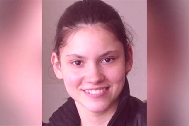 Sophia, 24 — Escort in Emseloh, Germany