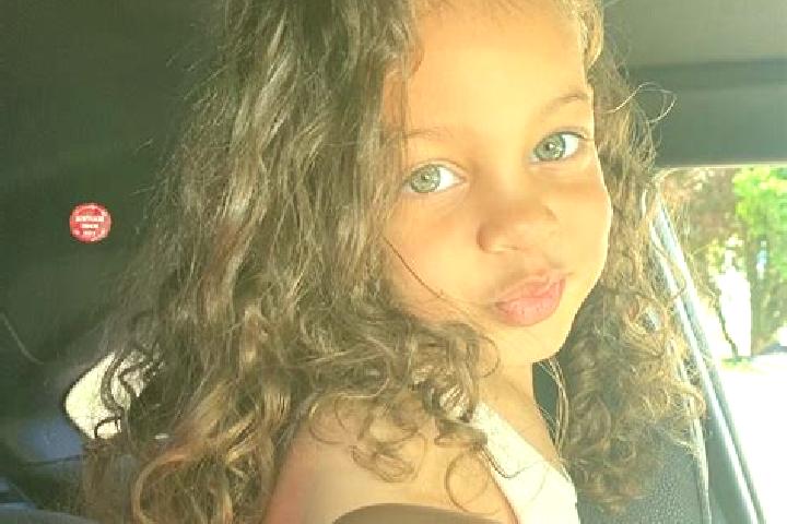Sophia, 25, a auburn green-eyed mixed companion based in Les Vans. Offering Fetish, Travel Companion, GFE, Party Girl. Available for incall and outcall, day ...