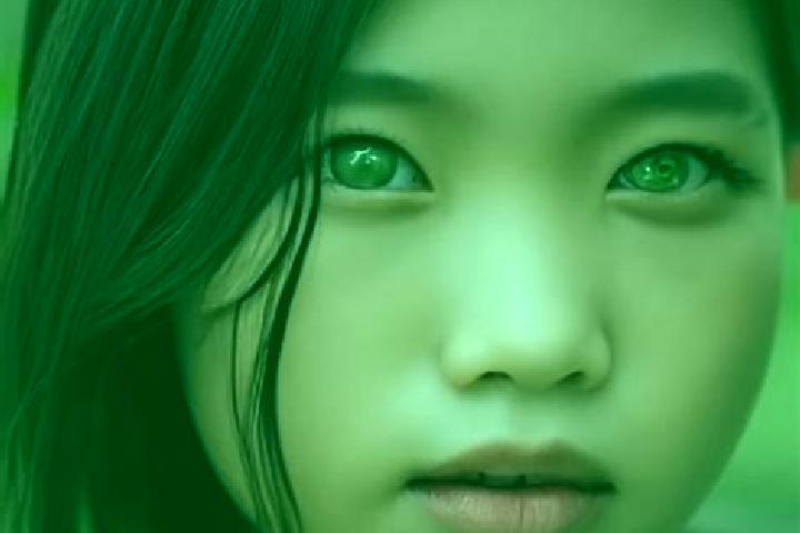 Sophia, 25, a black green-eyed asian companion based in Tariric. Offering BDSM, Fetish, Party Girl. Available for incall and outcall, day and evening dates.