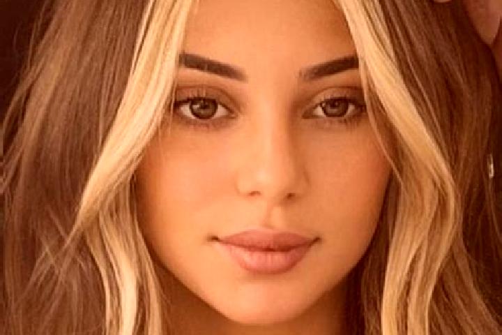 Sophia, 25, a blonde brown-eyed caribbean companion based in Daluo. Offering Couples, CIM, Prostate Massage, 69. Available for incall and outcall, overnight ...