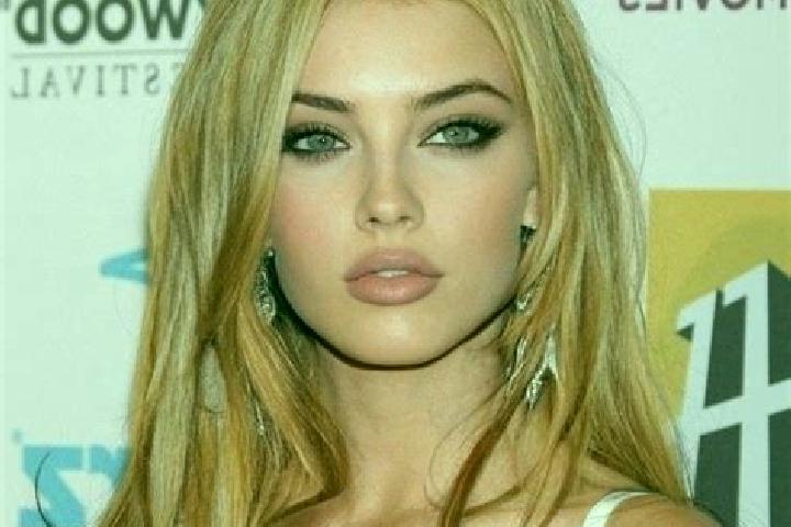 Sophia, 25, a blonde hazel-eyed caucasian companion based in Kharod. Offering Overnight, CIM, A-Level, Tantra. Available for incall and outcall, day and even...