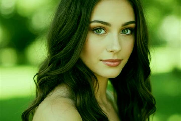 Sophia, 25, a chestnut hazel-eyed caucasian companion based in Yelanskiy. Offering Couples, Deep French Kissing, Domination. Available for incall and outcall...