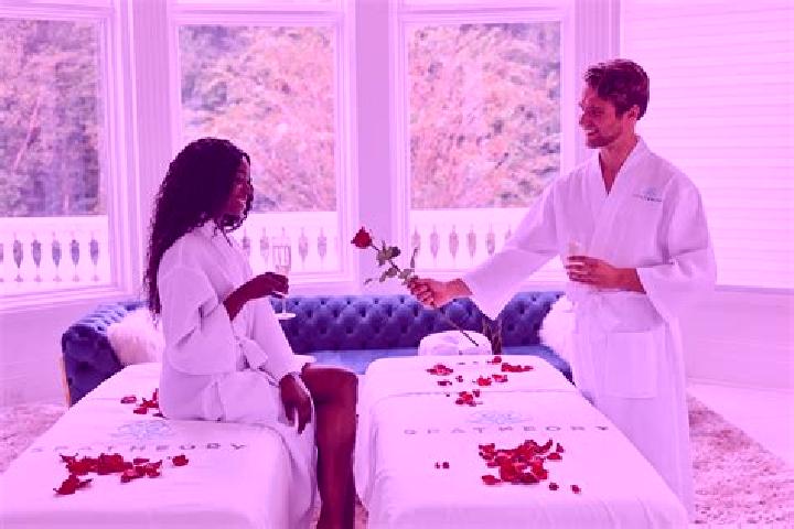 Sophia, 25, a red grey-eyed european companion based in Bodelwyddan. Offering BDSM, Couples, Girlfriend Experience, Erotic Massage, Dinner Date. Available fo...