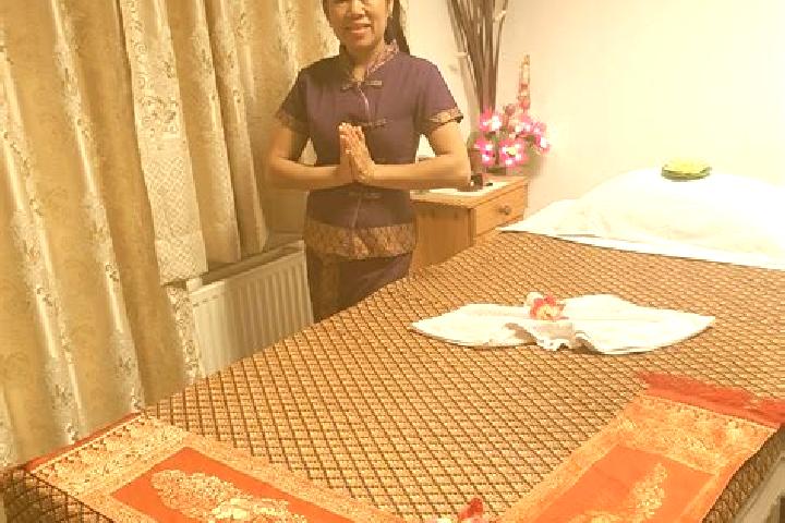 Sophia, 25 — Escort in Bang Bua Thong, Thailand