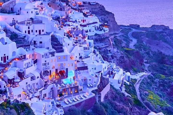 Sophia, 25 — Escort in Kompitsion, Greece