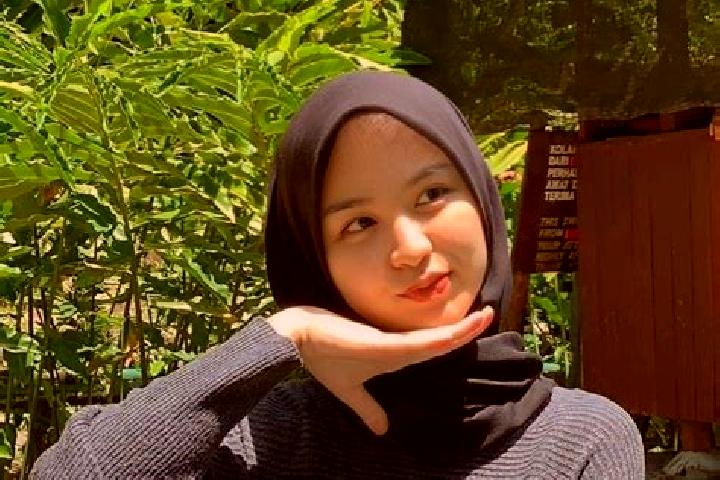 Sophia, 25 — Escort in Tiris, Indonesia