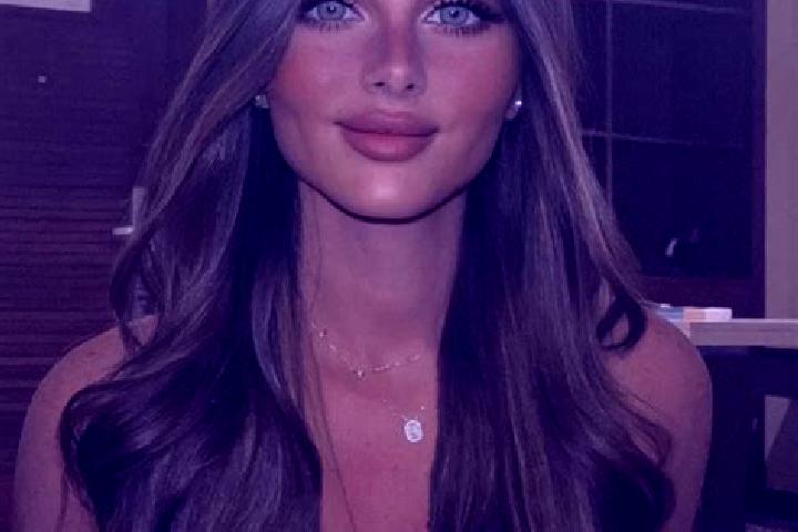 Sophia, 26, a brunette dark-eyed european companion based in Serifos. Offering CIM, Domination, Dinner Date. Available for incall and outcall, day and evenin...