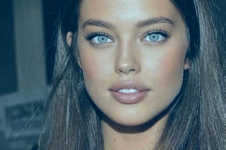 Sophia, 26, a chestnut green-eyed caucasian companion based in Zoumachang. Offering Massage, Couples, Fetish, CIM. Available for incall and outcall, day and ...