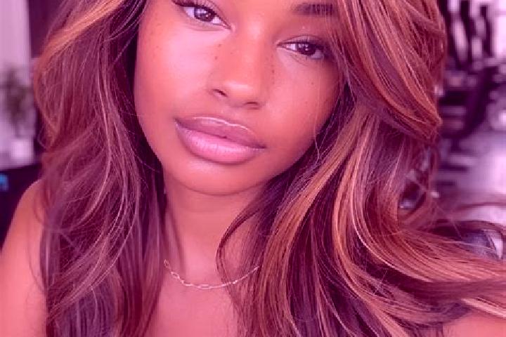 Sophia, 27, a dark blonde amber-eyed mixed companion based in Hollis Crossroads. Offering Duos, Fetish, Deep French Kissing, 69, Travel Companion. Available ...