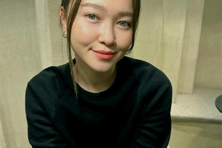 Sophia, 27, a dark blonde blue-eyed asian companion based in Cupang. Offering BDSM, Prostate Massage, Fetish, CIM. Available for incall and outcall, day and ...