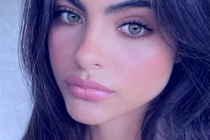 Sophia, 27, a dark blonde hazel-eyed middle eastern companion based in Tsuma. Offering 69, Duos, GFE, Striptease, Domination. Available for incall and outcal...