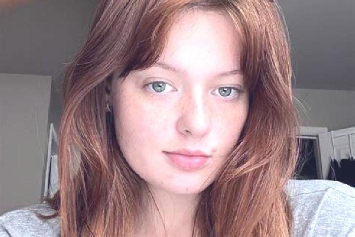 Sophia, 27, a red grey-eyed caucasian companion based in Gommersheim. Offering OWO, Duos, Erotic Massage. Available for incall and outcall, day and evening d...