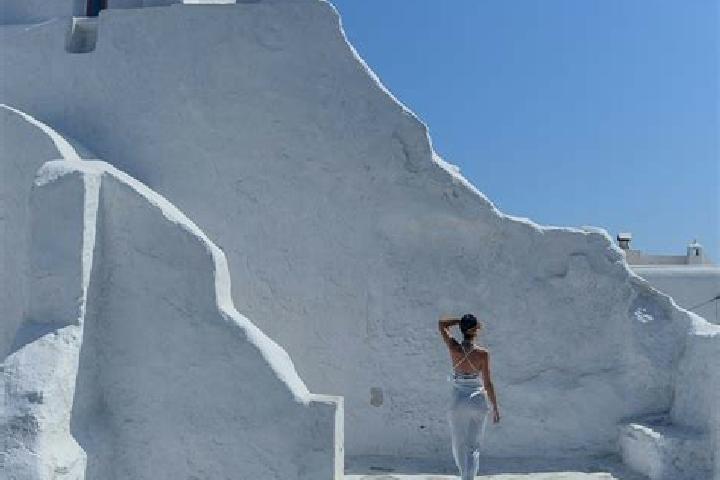 Sophia, 27 — Escort in Stefani, Greece