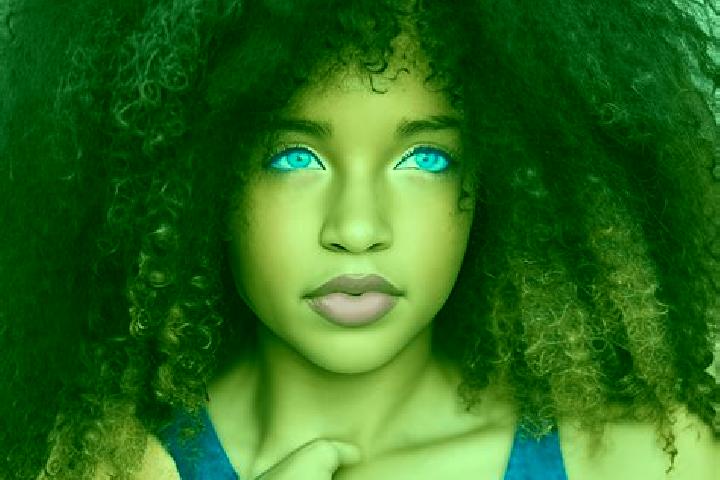 Sophia, 28, a black blue-eyed mixed companion based in Sutukung. Offering Party Girl, Erotic Massage, Travel Companion, Massage. Available for incall and out...