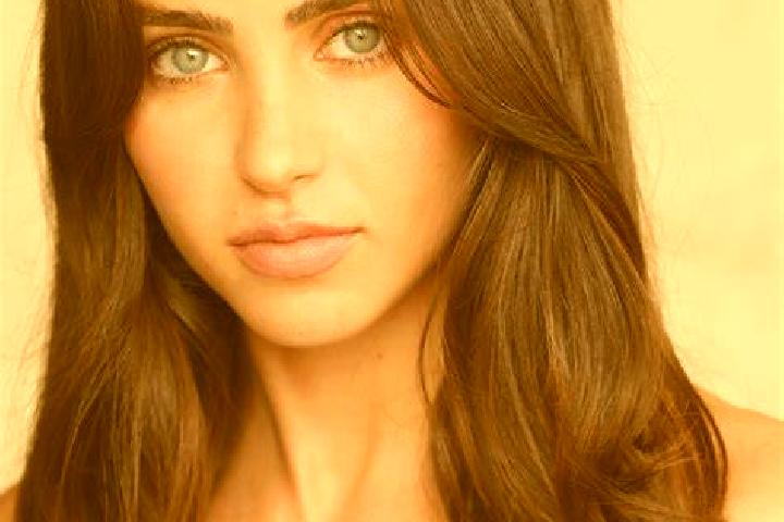 Sophia, 28, a brunette brown-eyed caribbean companion based in Cartaya. Offering Girlfriend Experience, Fetish, Domination, Party Girl. Available for incall ...