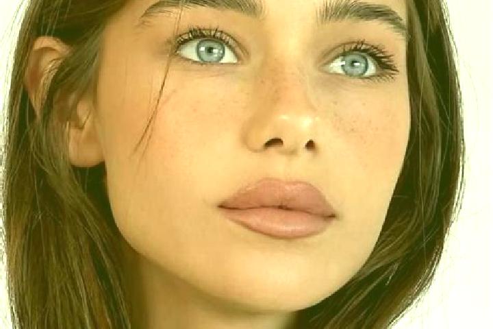 Sophia, 28, a brunette grey-eyed indian companion based in Benjamin. Offering Striptease, GFE, A-Level, Party Girl, BDSM. Available for incall and outcall, d...