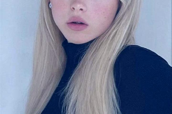 Sophia, 28, a dark blonde green-eyed asian companion based in El Jadida. Offering Roleplay, A-Level. Available for incall and outcall, overnight bookings ava...