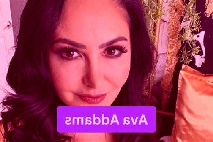 Sophia, 28 — Escort in Ban Donsavan, Laos