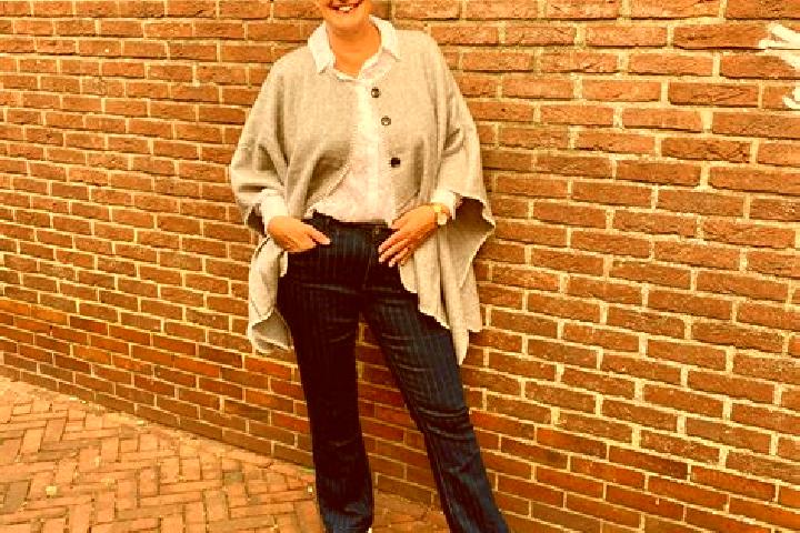 Sophia, 28 — Escort in Onderdendam, Netherlands