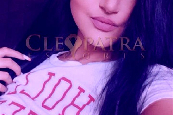 Sophia, 29, a auburn amber-eyed slavic companion based in Farmingdale. Offering Fetish, Dinner Date, Overnight, Tantra. Available for incall and outcall, ove...