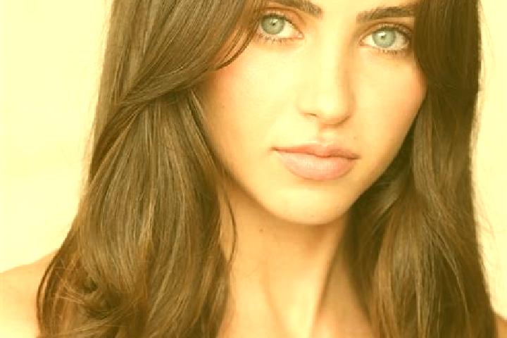 Sophia, 29, a brunette amber-eyed latina companion based in Queromarca. Offering Duos, Striptease, Overnight, 69. Available for incall and outcall, day and e...