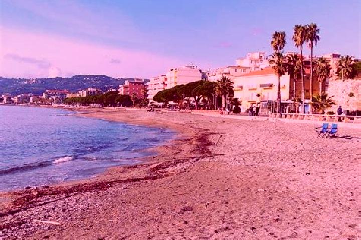 Sophia, 29, a red grey-eyed mediterranean companion based in San Bartolomeo al Mare. Offering 69, GFE, A-Level, Couples. Available for incall and outcall, ov...
