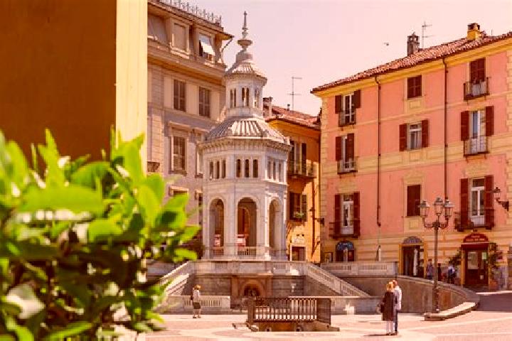 Sophia, 29 — Escort in Brescello, Italy