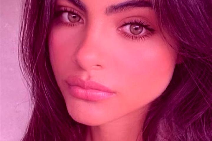 Sophia, 30, a black hazel-eyed european companion based in Rupea. Offering CIM, Massage, Couples, Striptease, Erotic Massage. Available for incall and outcal...