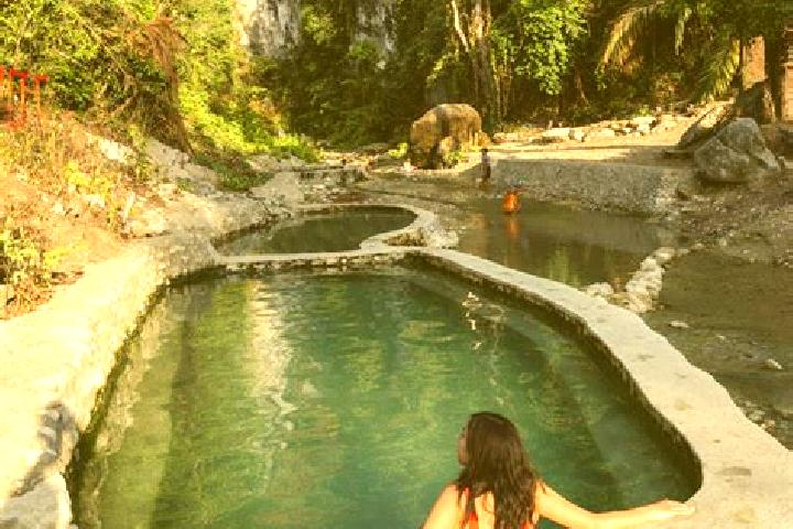Sophia, 30 — Escort in Mainit, Philippines