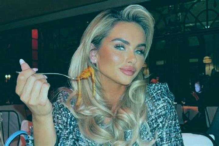 Sophia, 30 — Escort in Soelen, Turkey