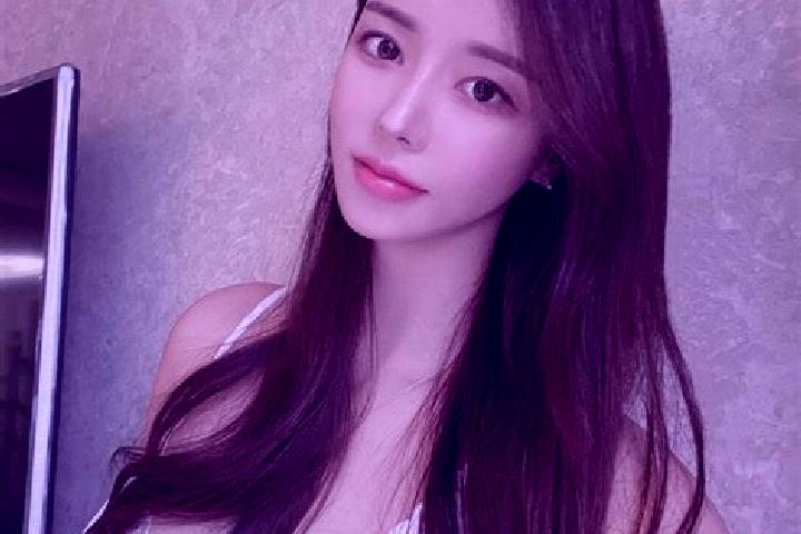 Sophia, 30 — Escort in Zhadong, China