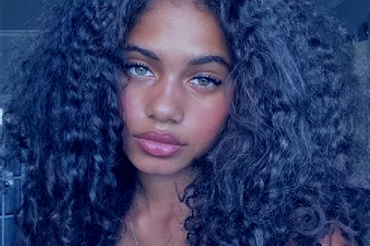 Sophia, 31, a black blue-eyed ebony companion based in Santa Margherita Ligure. Offering Massage, Party Girl, GFE, Overnight. Available for incall and outcal...