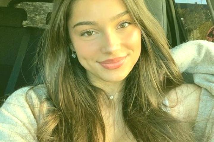 Sophia, 31, a brunette blue-eyed mixed companion based in Doslidne. Offering Dinner Date, Tantra, 69, A-Level. Available for incall and outcall, overnight bo...