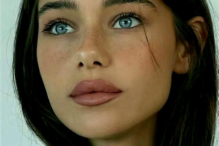Sophia, 31, a brunette brown-eyed mixed companion based in Abaete. Offering Tantra, Prostate Massage, Party Girl, BDSM. Available for incall and outcall, day...