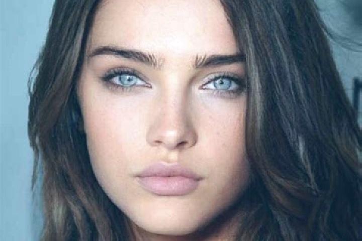 Sophia, 31, a brunette dark-eyed caucasian companion based in Carnaxide. Offering Deep French Kissing, 69, Overnight, OWO, Massage. Available for incall and ...
