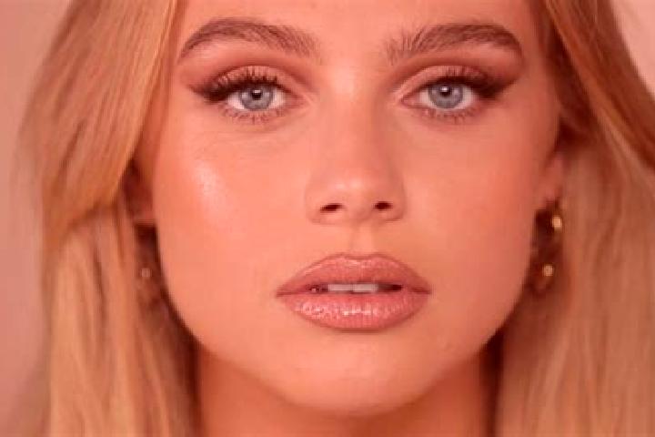 Sophia, 31, a platinum blonde blue-eyed mediterranean companion based in La Roche-Posay. Offering Domination, 69, Deep French Kissing, Massage, A-Level. Avai...