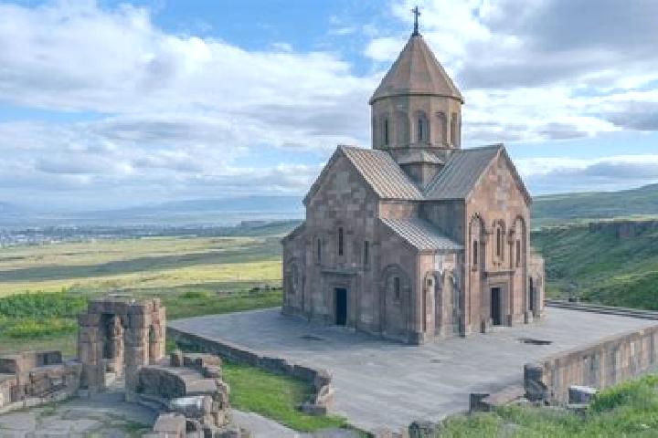 Sophia, 31 — Escort in Odzun, Armenia