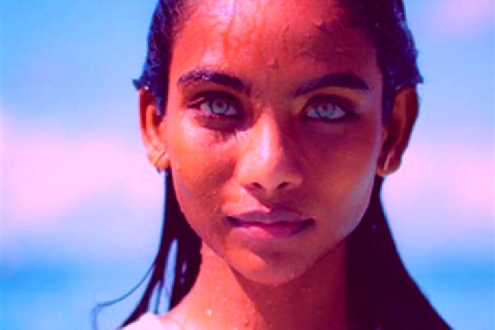 Sophia, 32, a auburn blue-eyed indian companion based in Champigne. Offering GFE, Fetish, Prostate Massage, Massage, BDSM. Available for incall and outcall, ...