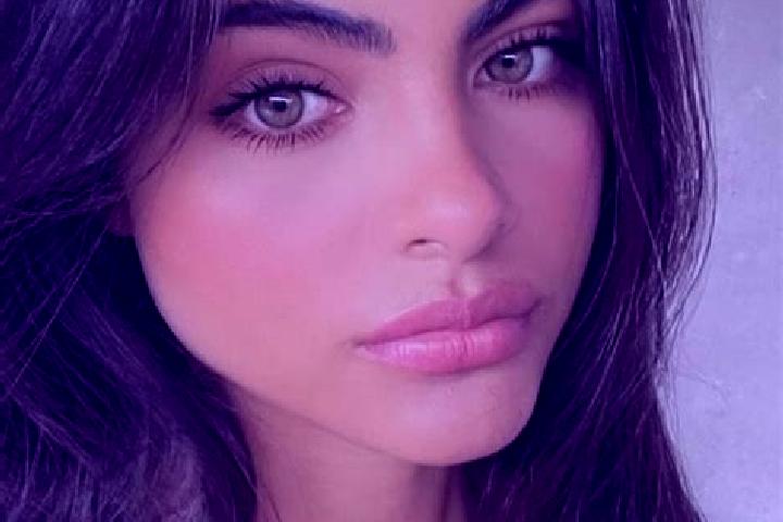 Sophia, 32, a black green-eyed indian companion based in Broekdijk. Offering Domination, CIM, Fetish, BDSM. Available for incall and outcall, overnight booki...