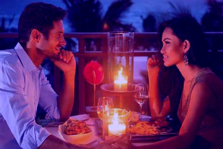 Sophia, 32, a red amber-eyed caribbean companion based in Esse. Offering Couples, Dinner Date. Available for incall and outcall, day and evening dates.