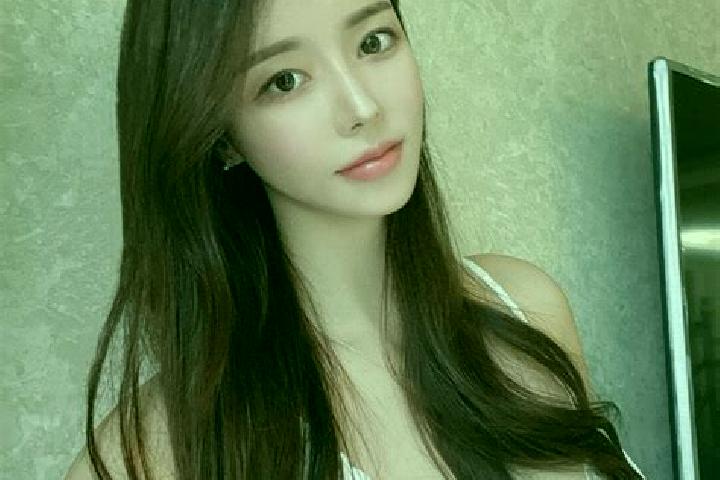 Sophia, 32 — Escort in Agarsin, China