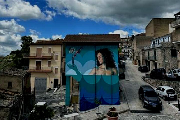Sophia, 32 — Escort in Castronovo di Sicilia, Italy