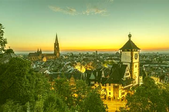 Sophia, 32 — Escort in Freiburg, Germany