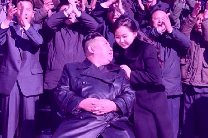 Sophia, 32 — Escort in Puryong-up, North Korea