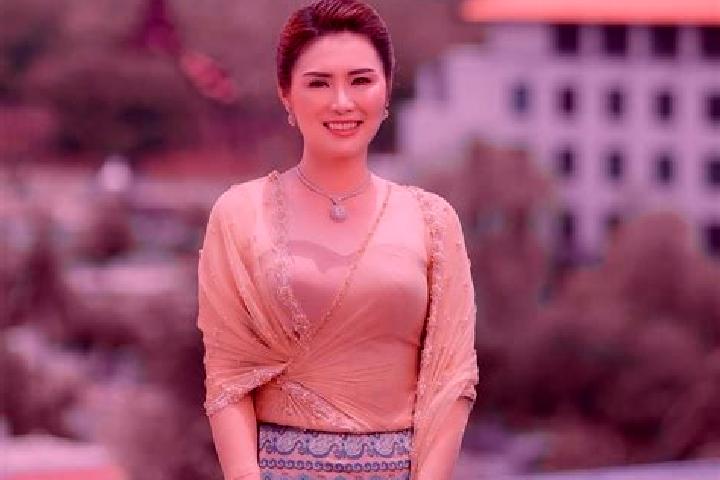 Sophia, 32 — Escort in Sar Hpyu Su, Myanmar