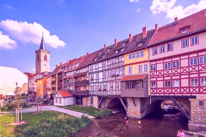 Sophia, 32 — Escort in Zeulenroda, Germany