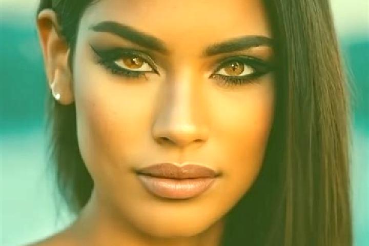 Sophia, 33, a black hazel-eyed latina companion based in Vilenka. Offering 69, Overnight, Girlfriend Experience, Roleplay. Available for incall and outcall, ...