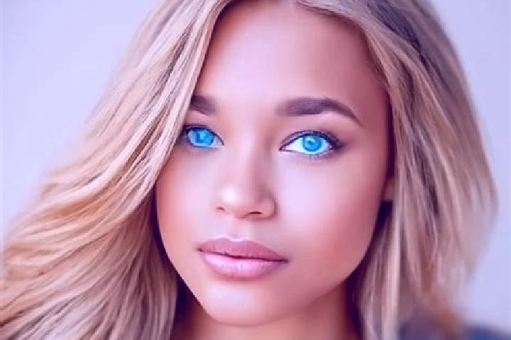 Sophia, 34, a dark blonde blue-eyed latina companion based in Ketengah Jaya. Offering Roleplay, Duos, Prostate Massage, 69. Available for incall and outcall,...