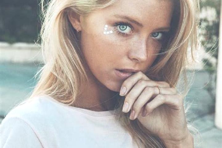 Sophia, 35, a blonde blue-eyed mediterranean companion based in Frose. Offering Overnight, Party Girl, 69, CIM, Dinner Date. Available for incall and outcall...